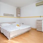 Mediterranean Oasis Hébergement de vacances Trogir