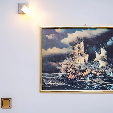 Mediterranean Oasis Τρογκίρ