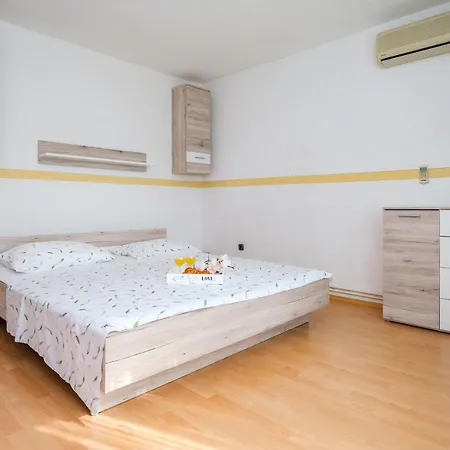 Mediterranean Oasis Ferienhaus Trogir