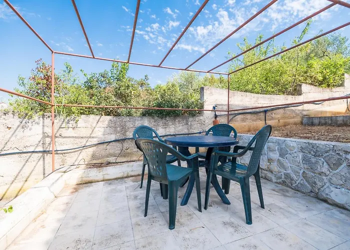 Mediterranean Oasis Nyaraló Trogir